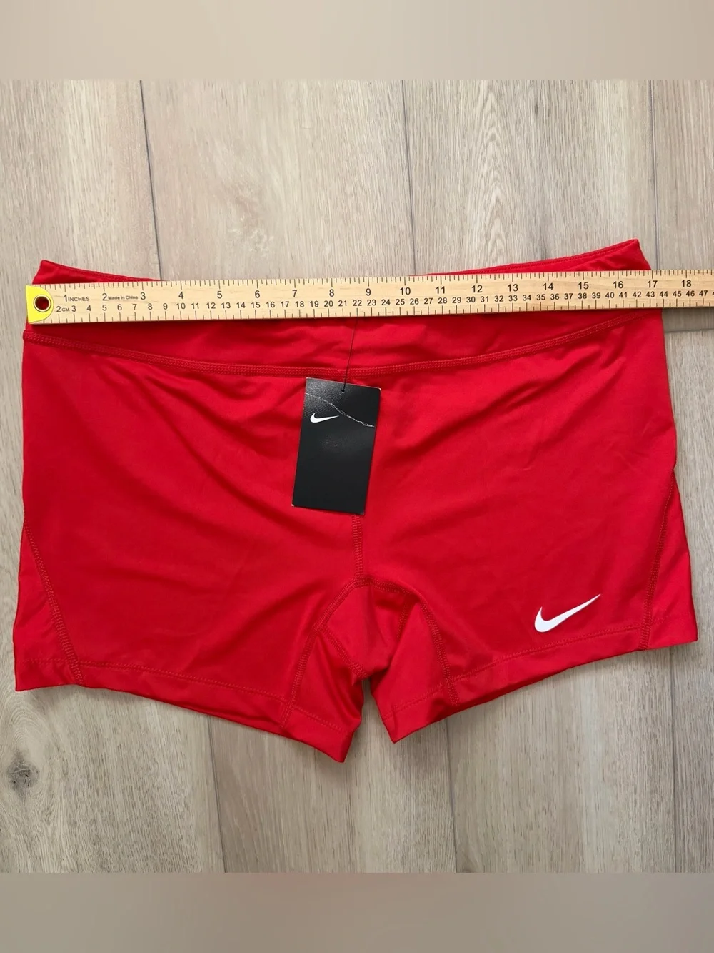 NWT Nike Women’s Volleyball Compression Shorts Red BV1020-657
